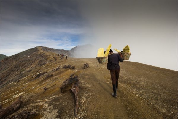 paket wisata kawah ijen