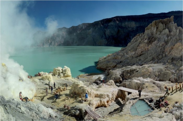 Tour Kawah Ijen – Baluran 2D1N