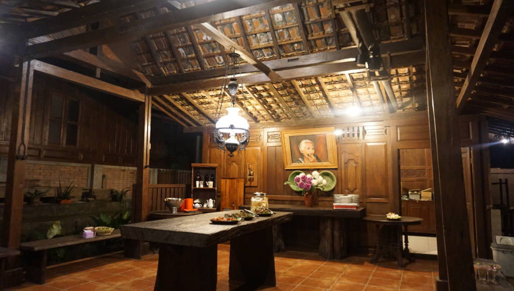 rumah adat banyuwangi