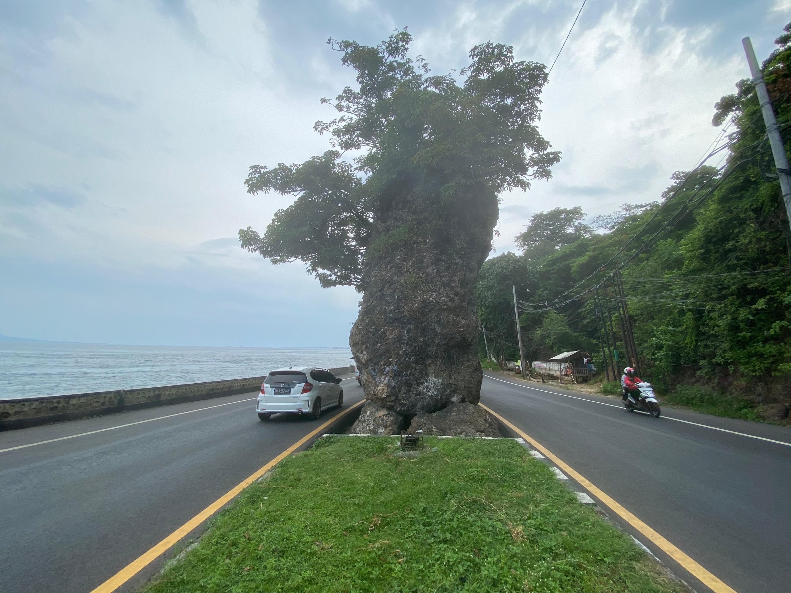 batu besar watu dodol