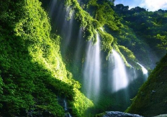 air terjun madakaripura